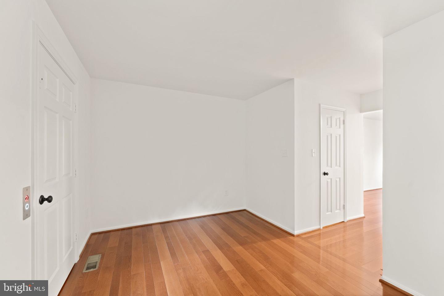 10912 Blue Roan Rd