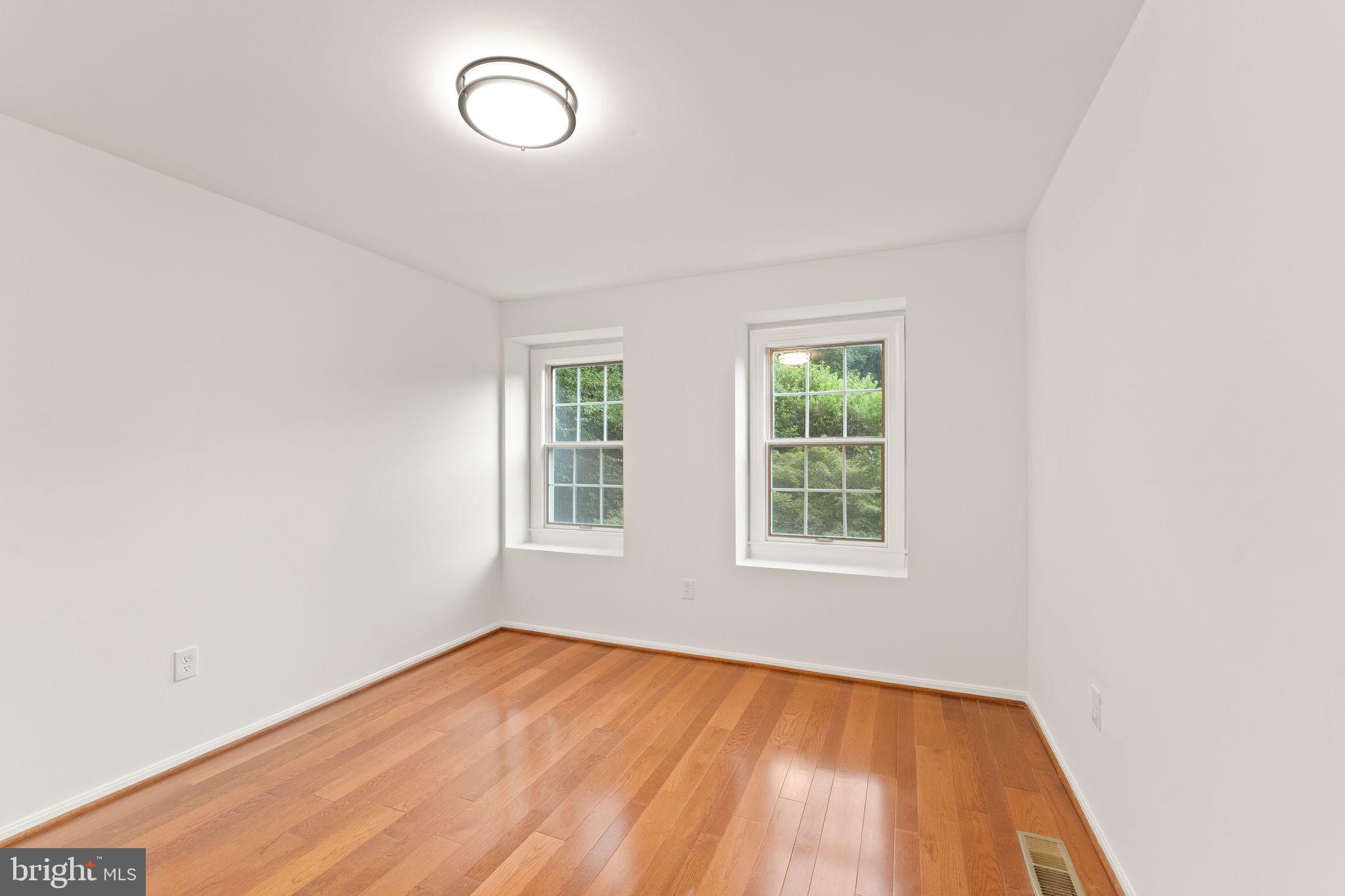 10912 Blue Roan Rd