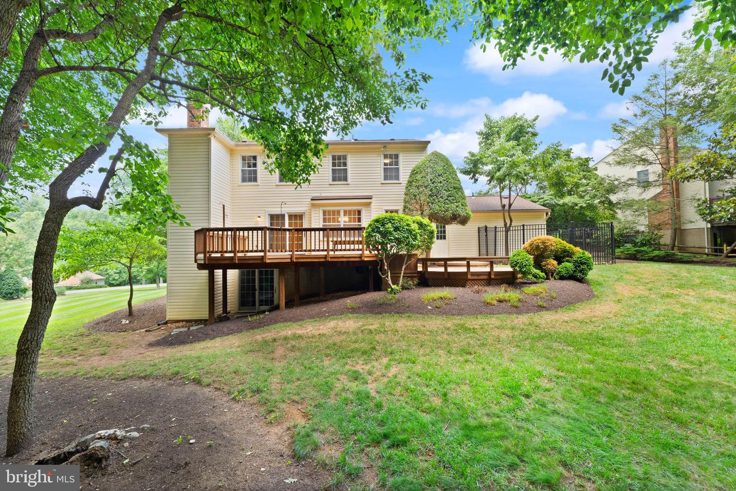 10912 Blue Roan Rd