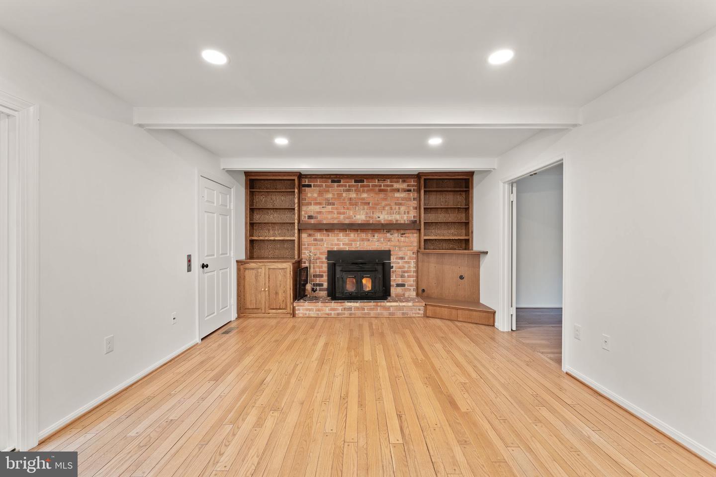10912 Blue Roan Rd