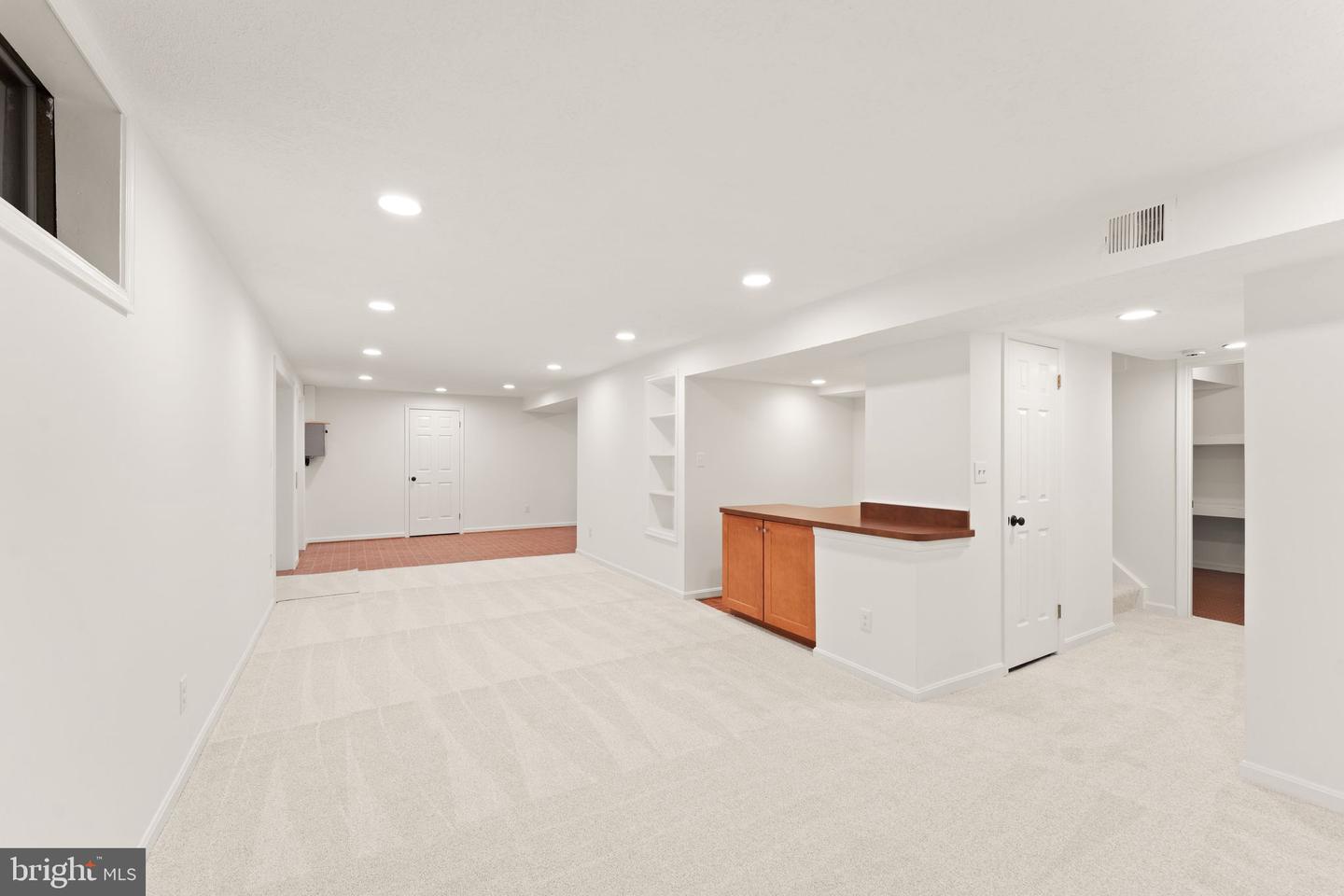 10912 Blue Roan Rd