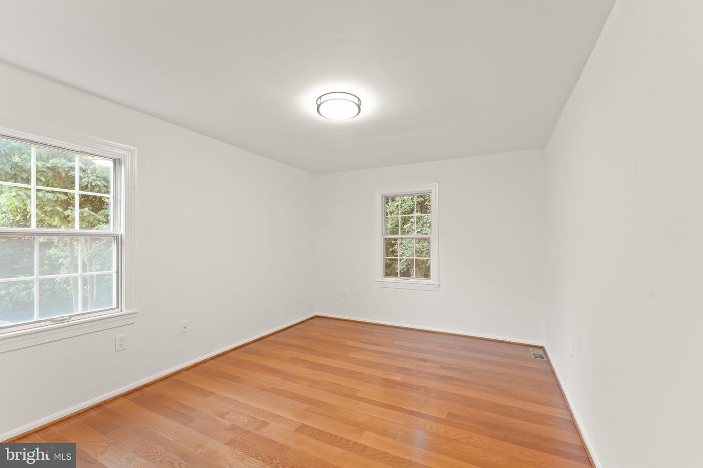 10912 Blue Roan Rd