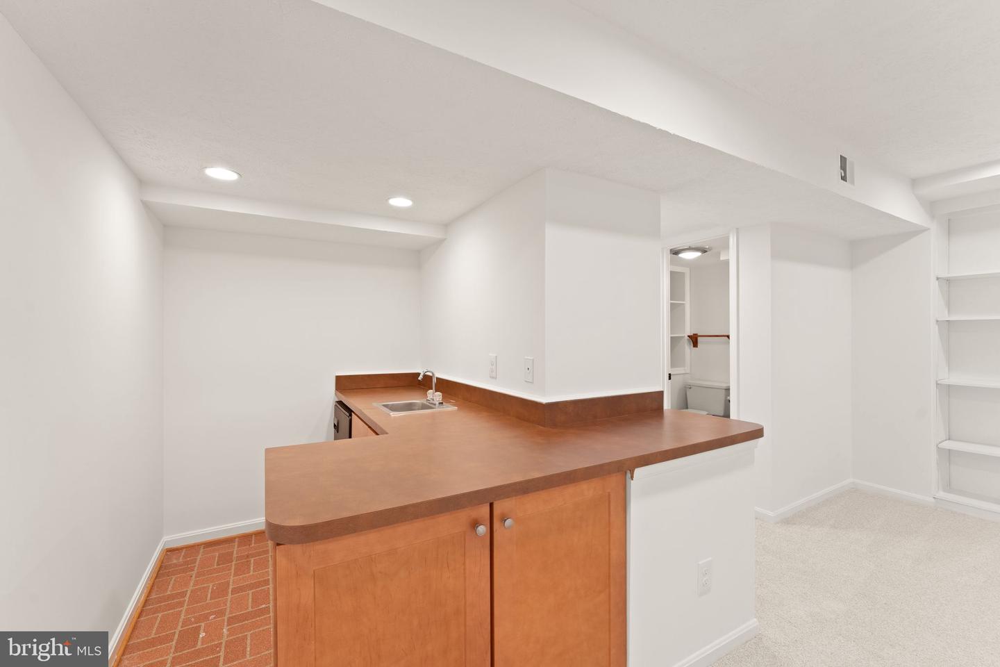 10912 Blue Roan Rd