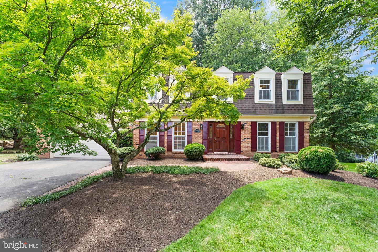 10912 Blue Roan Rd