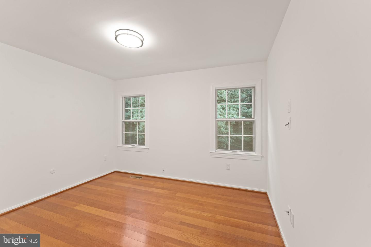 10912 Blue Roan Rd
