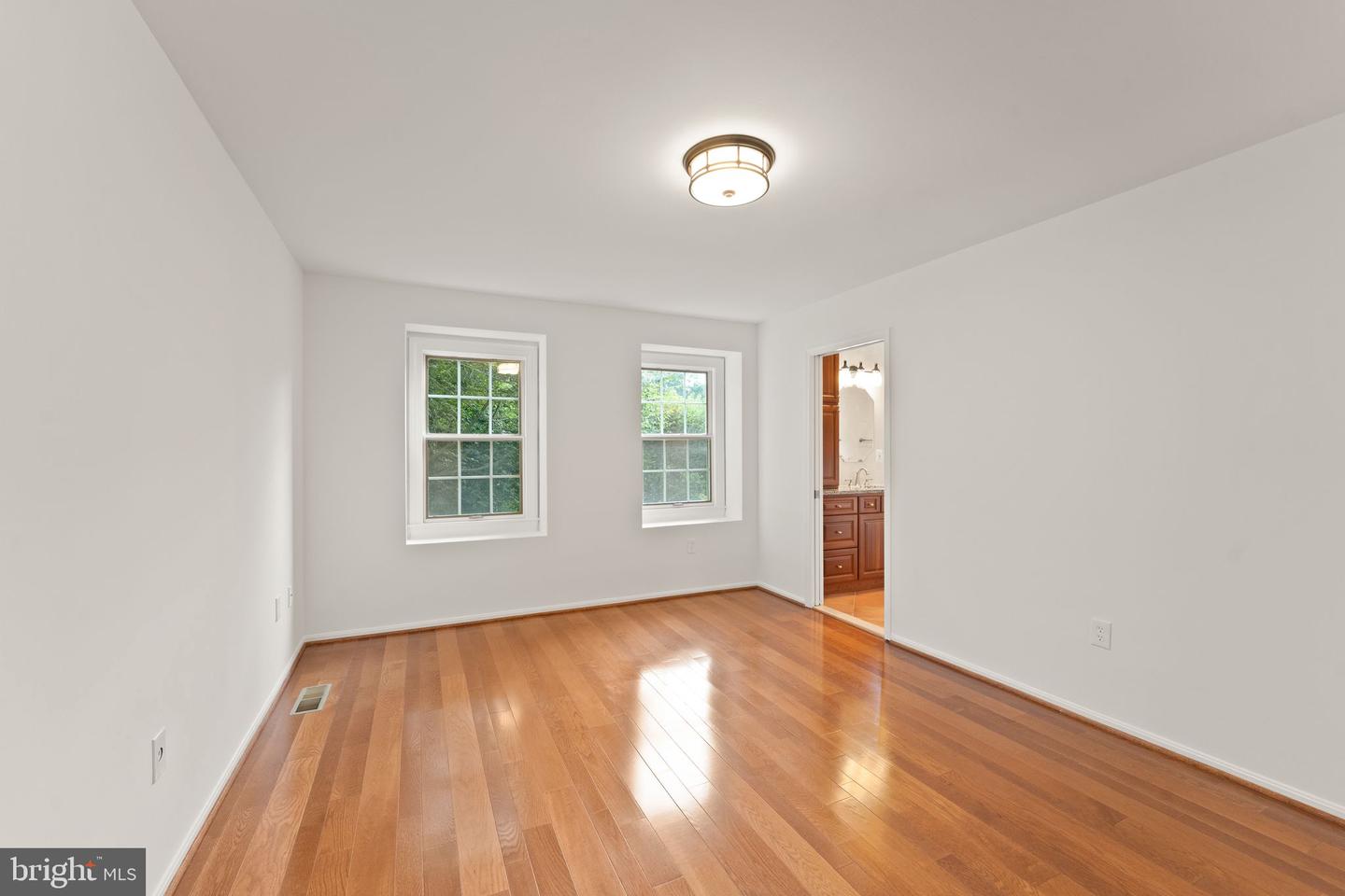 10912 Blue Roan Rd