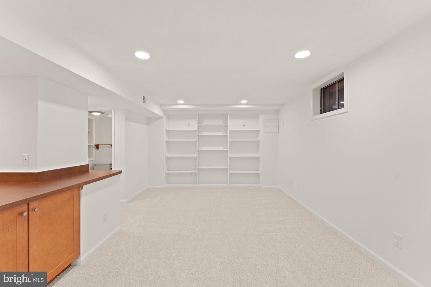 10912 Blue Roan Rd