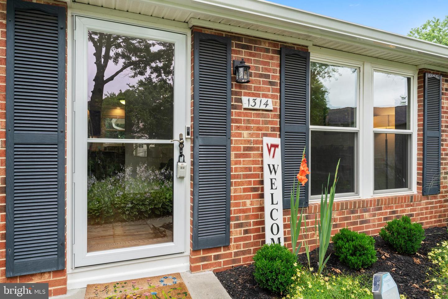 1314 ROCK CHAPEL RD