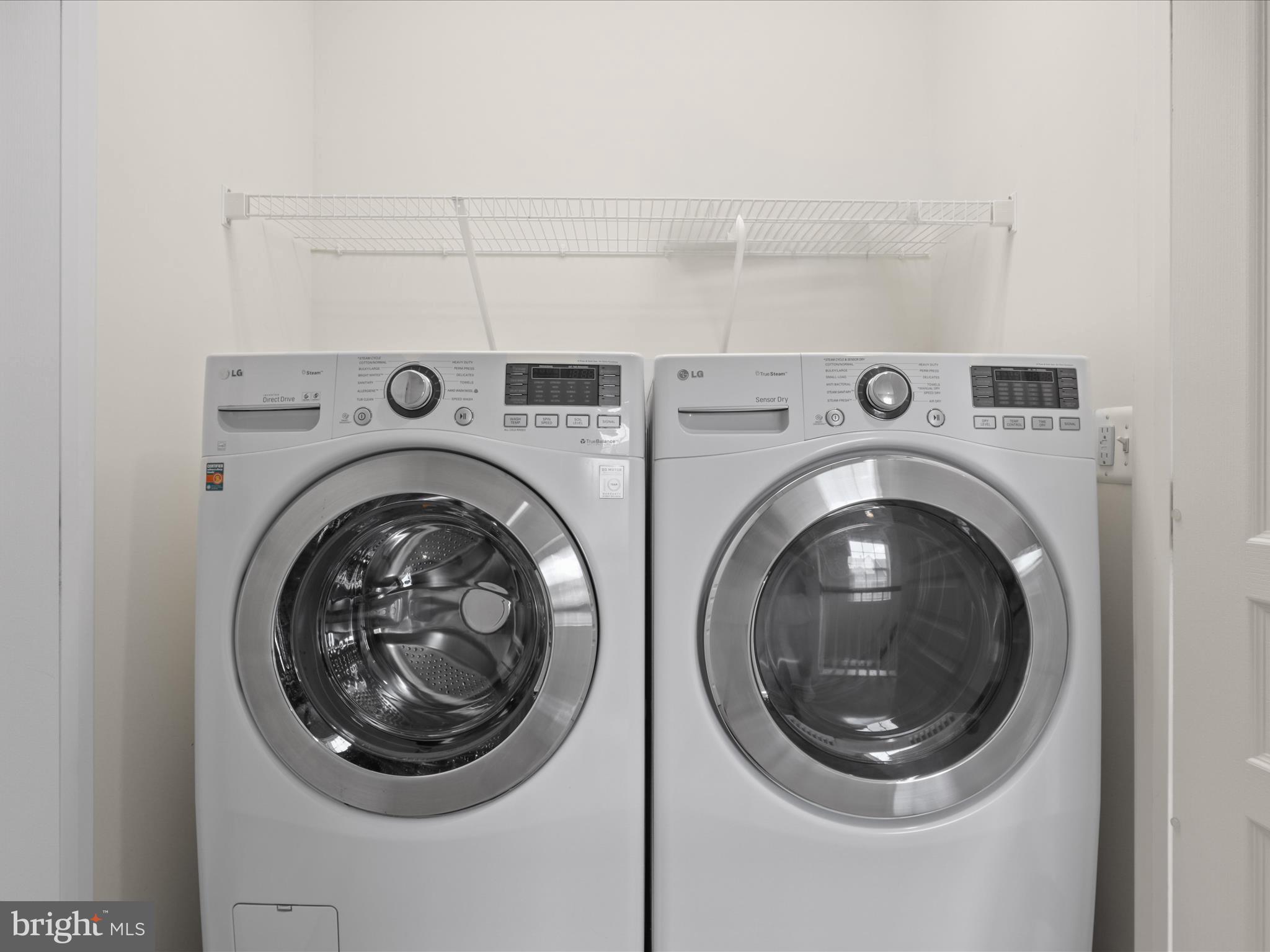 6272 Summit Point Ct