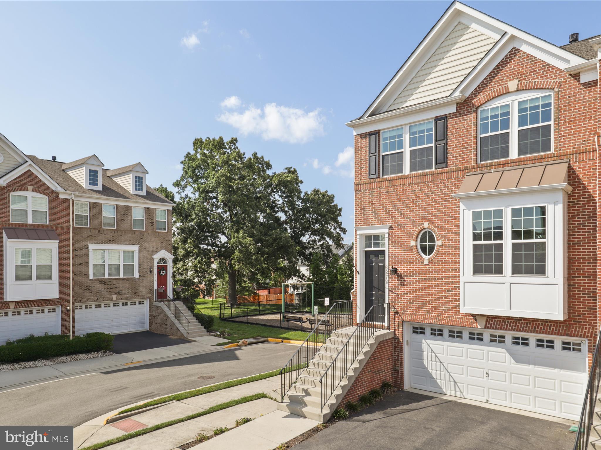 6272 Summit Point Ct