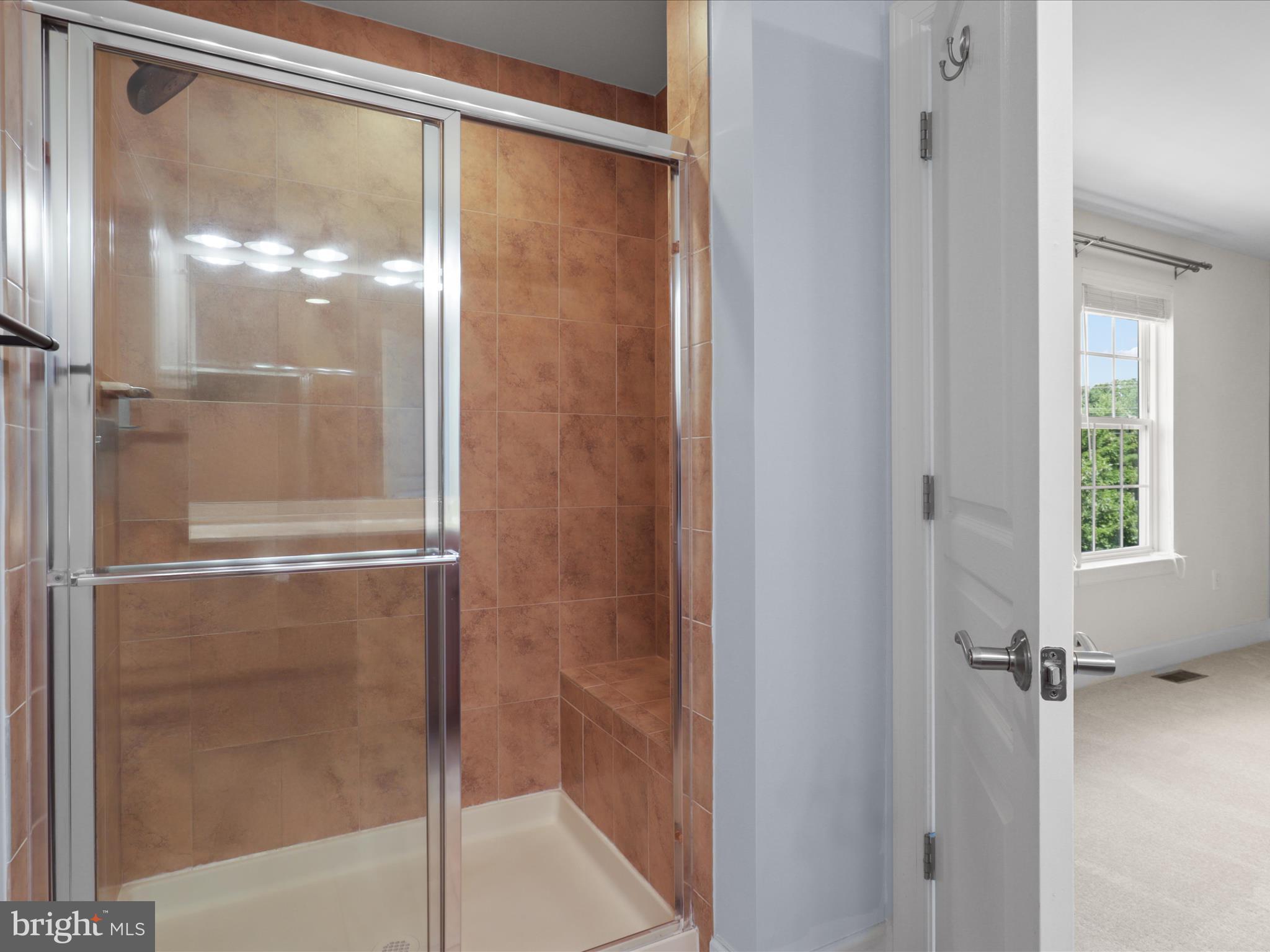 6272 Summit Point Ct