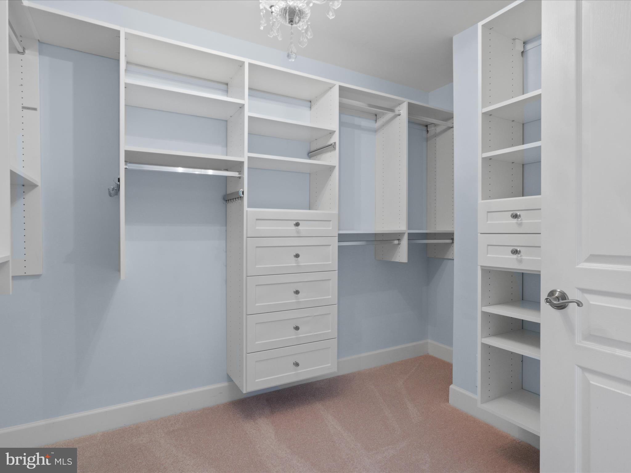 6272 Summit Point Ct