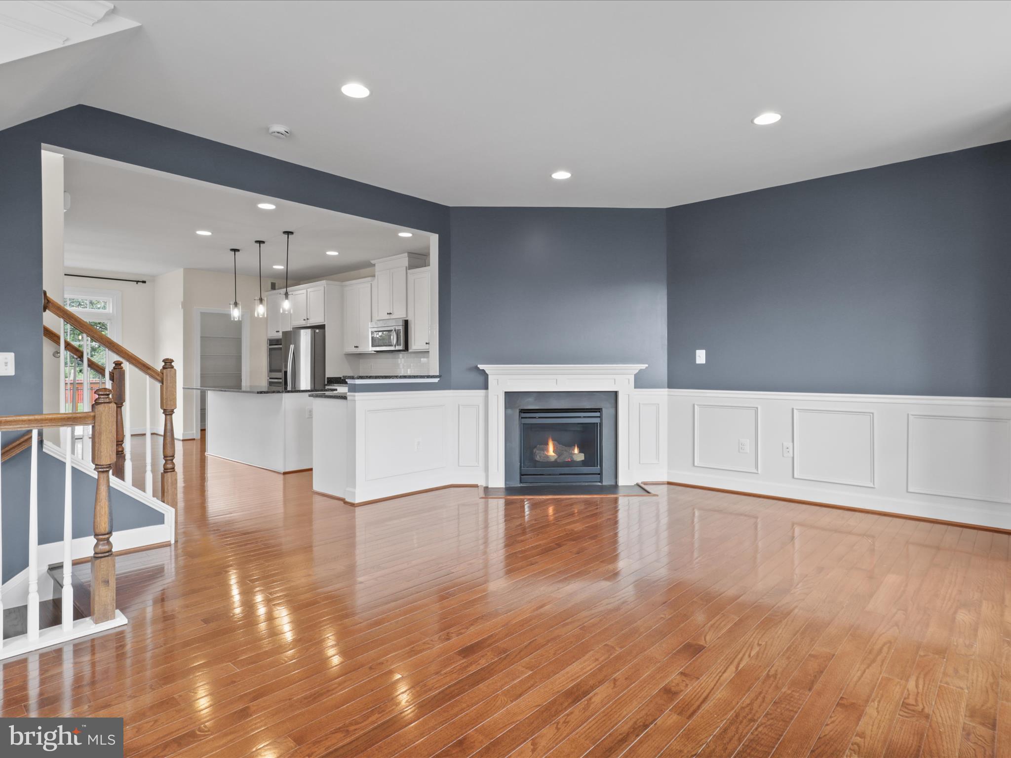 6272 Summit Point Ct