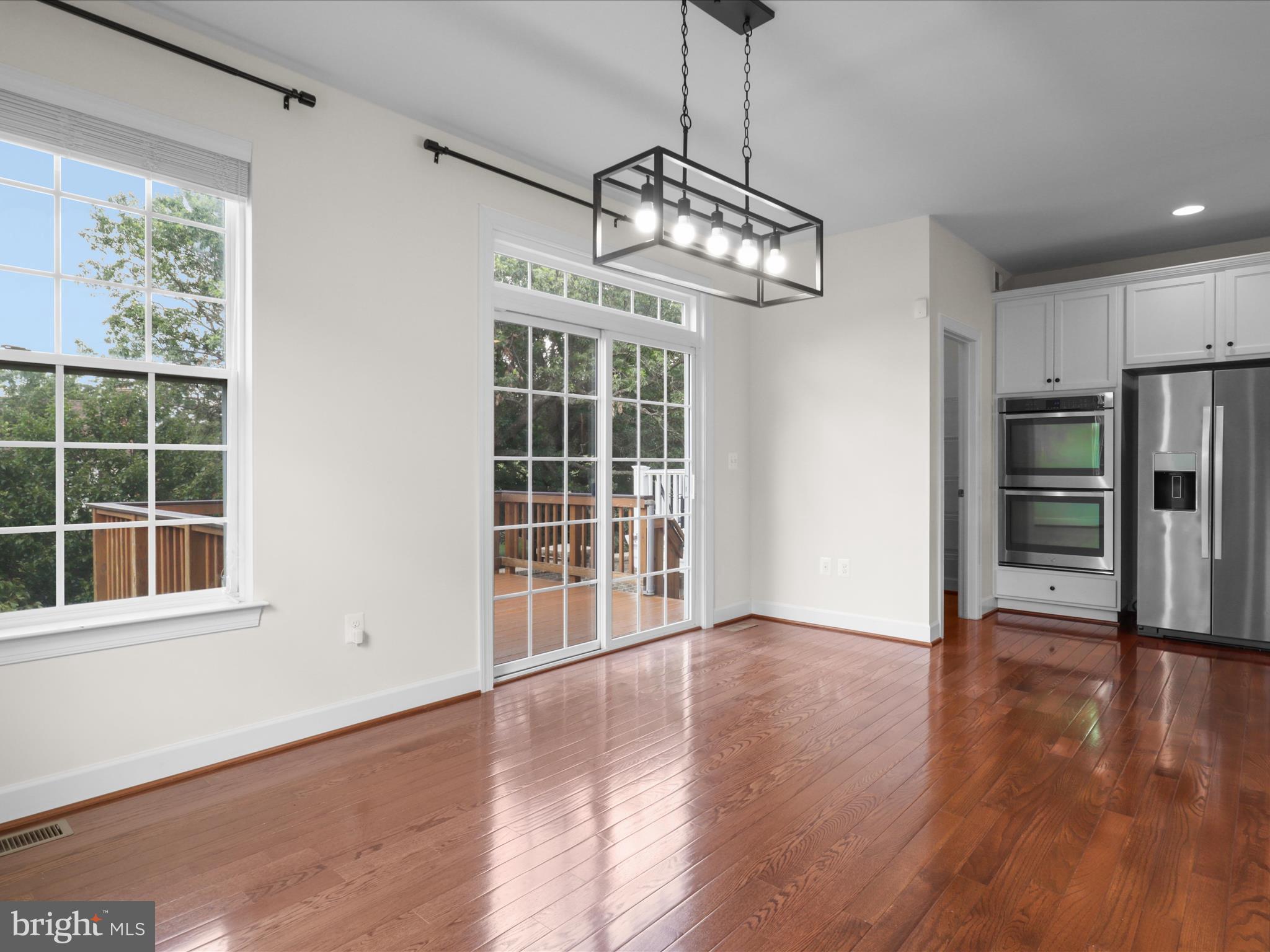 6272 Summit Point Ct