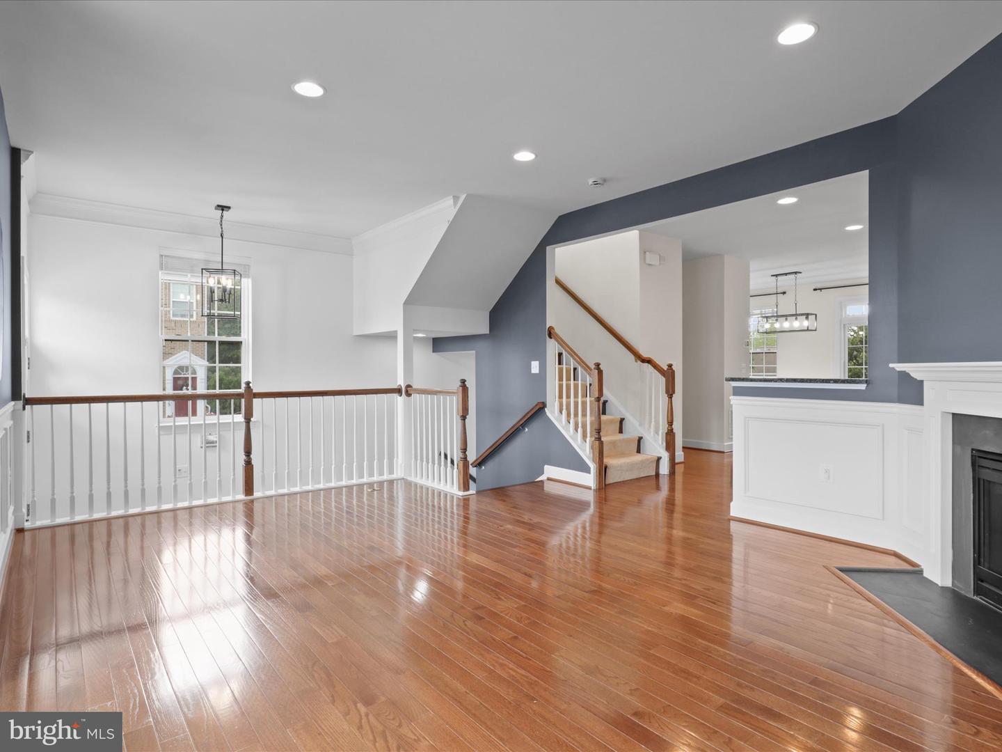 6272 Summit Point Ct