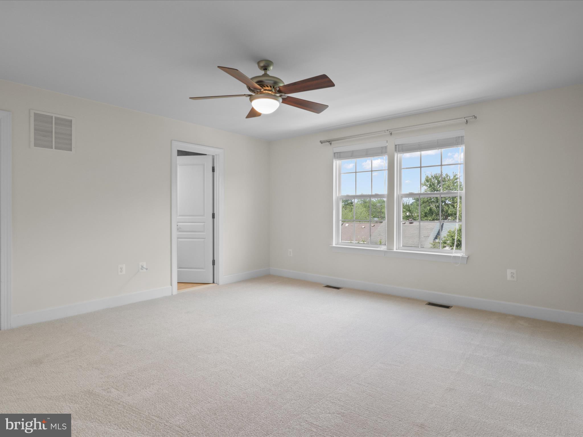 6272 Summit Point Ct