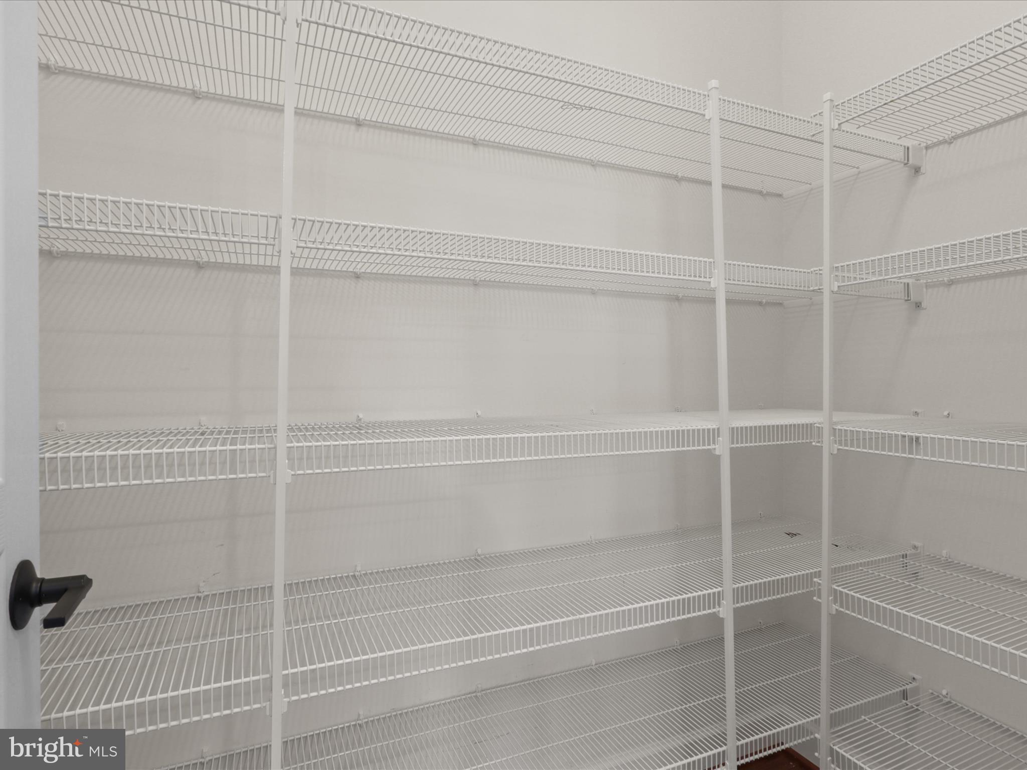 6272 Summit Point Ct