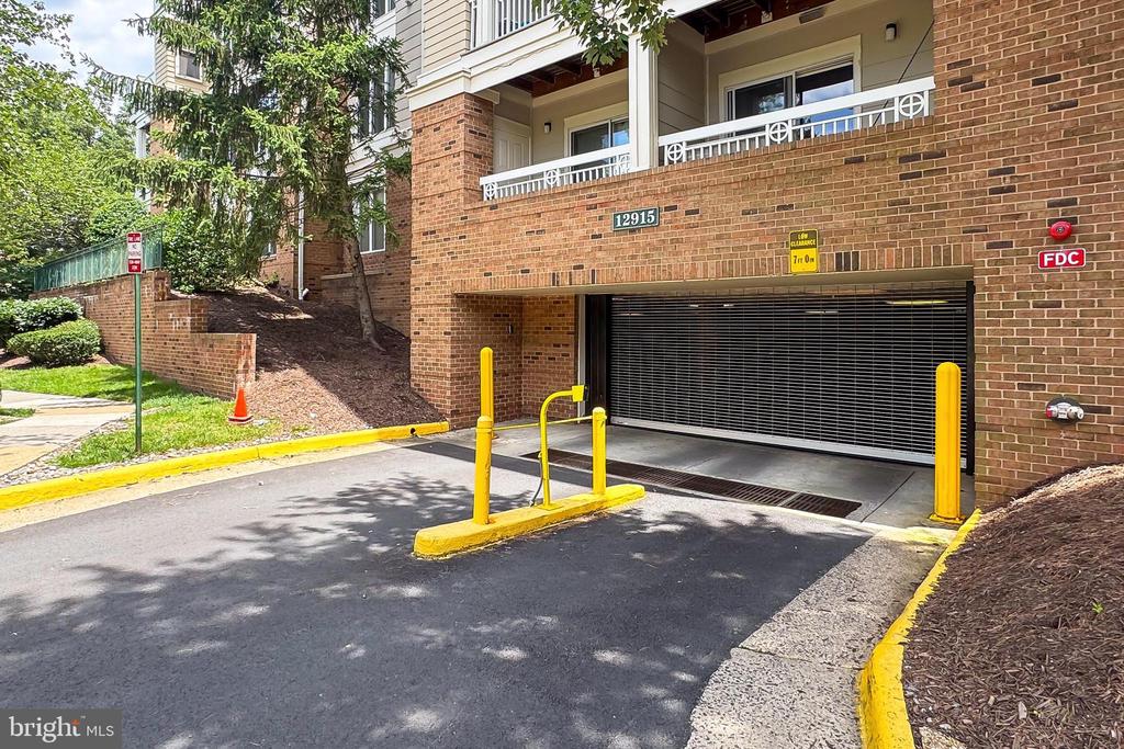12915 Alton Sq #307