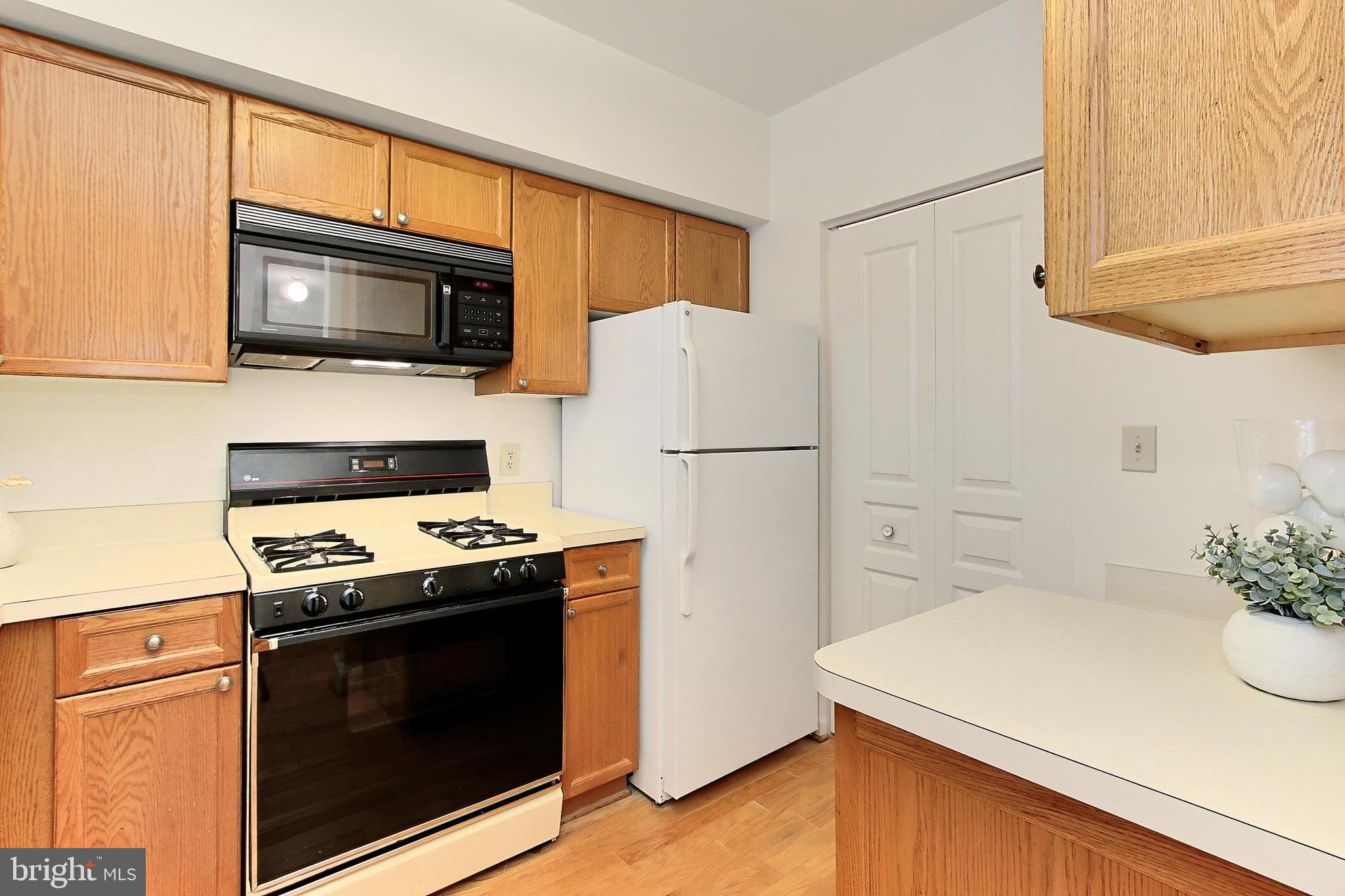 12915 Alton Sq #307