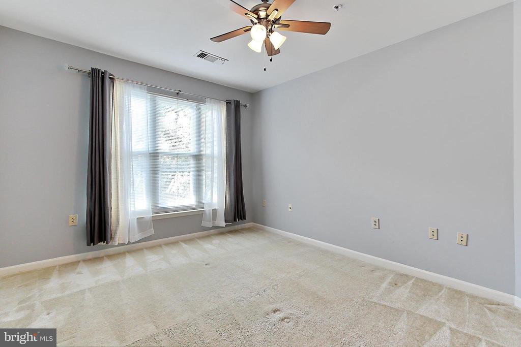12915 Alton Sq #307