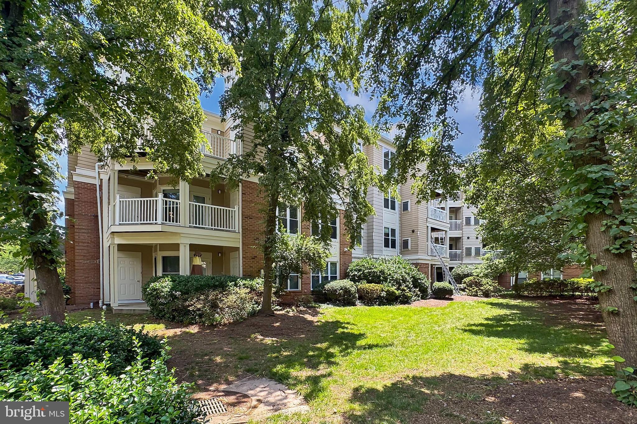 12915 Alton Sq #307