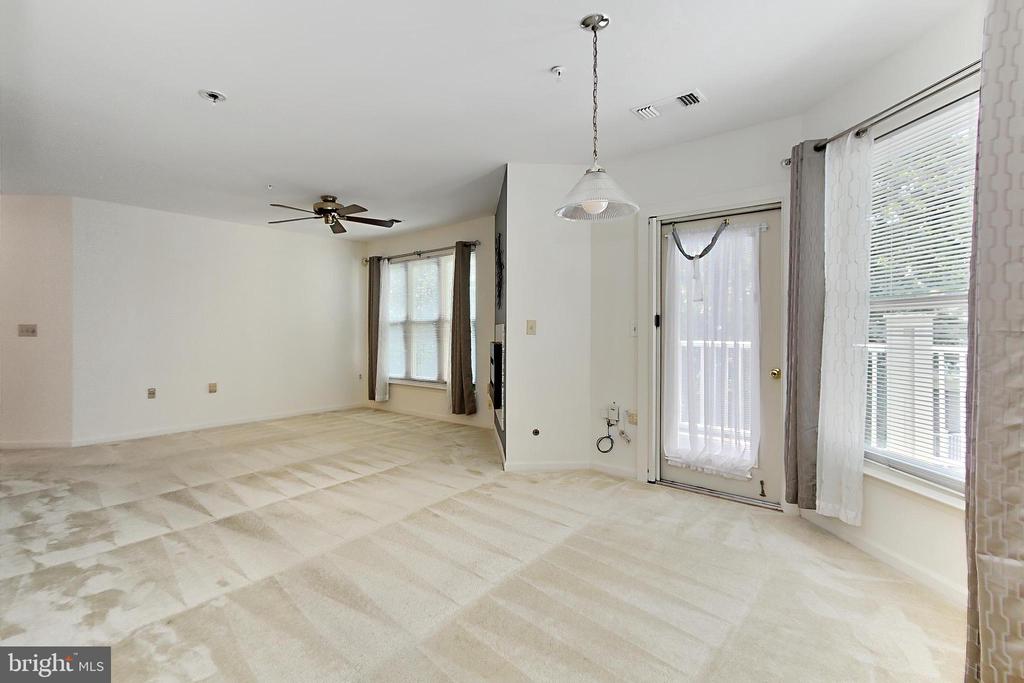 12915 Alton Sq #307