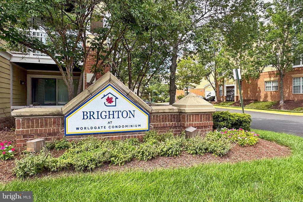 12915 Alton Sq #307