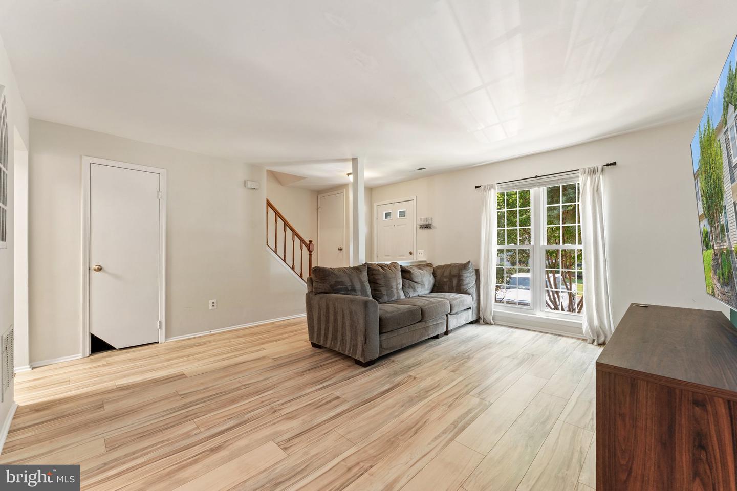 7656 Stana Ct