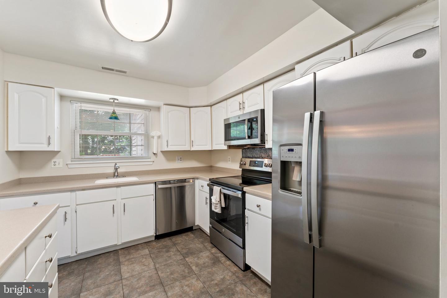 7656 Stana Ct