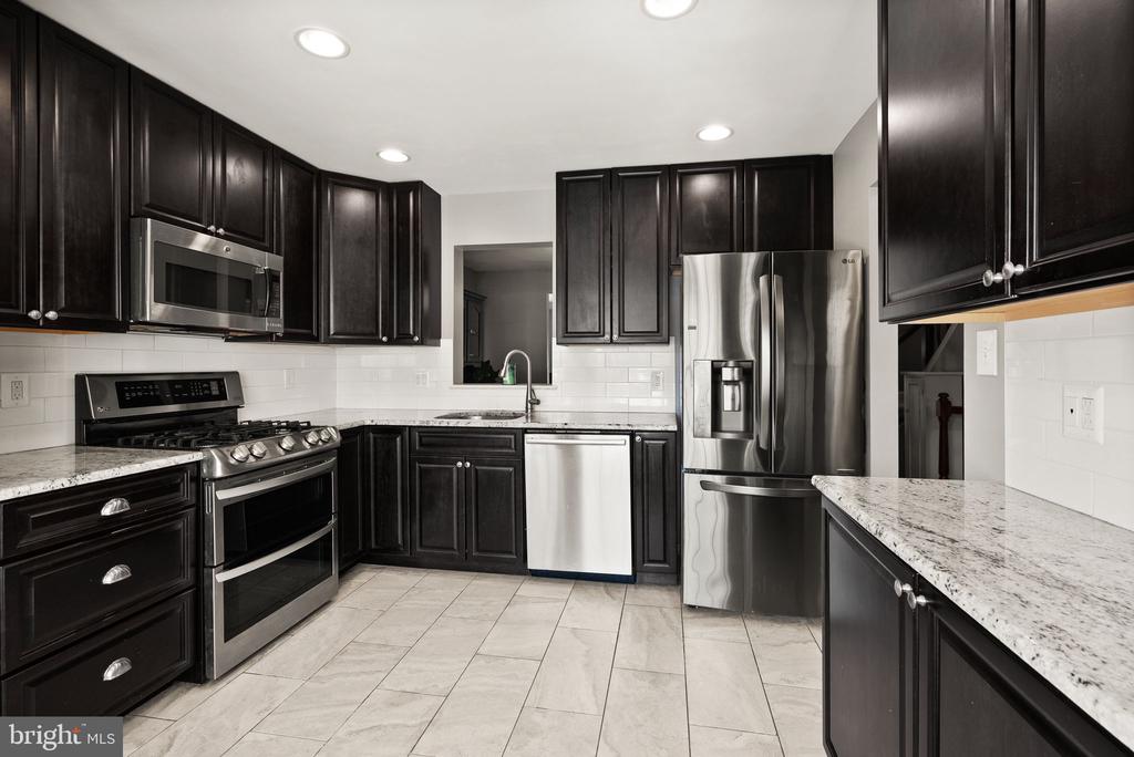 8074 Sky Blue Dr