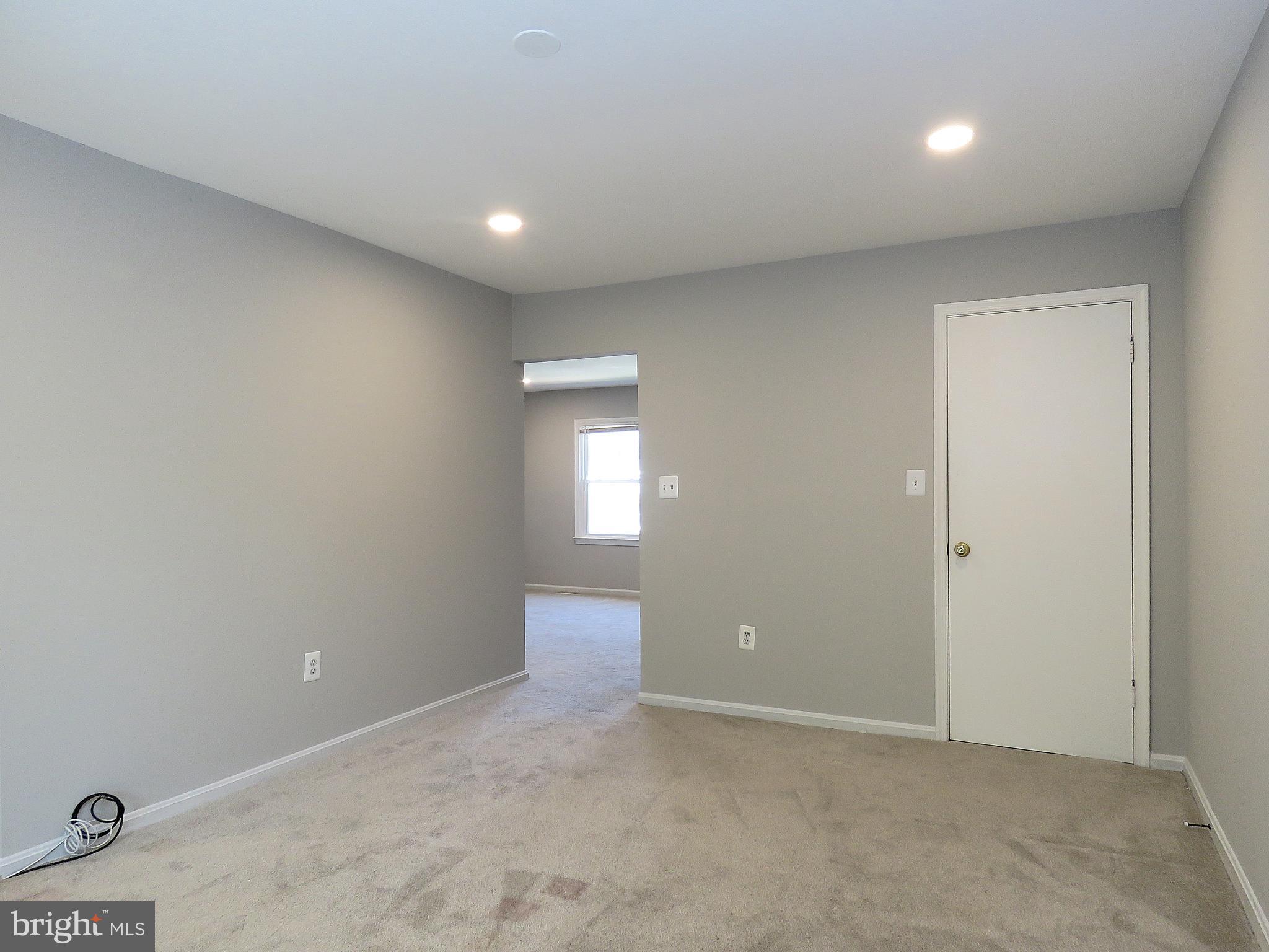 3013 HICKORY GROVE CT