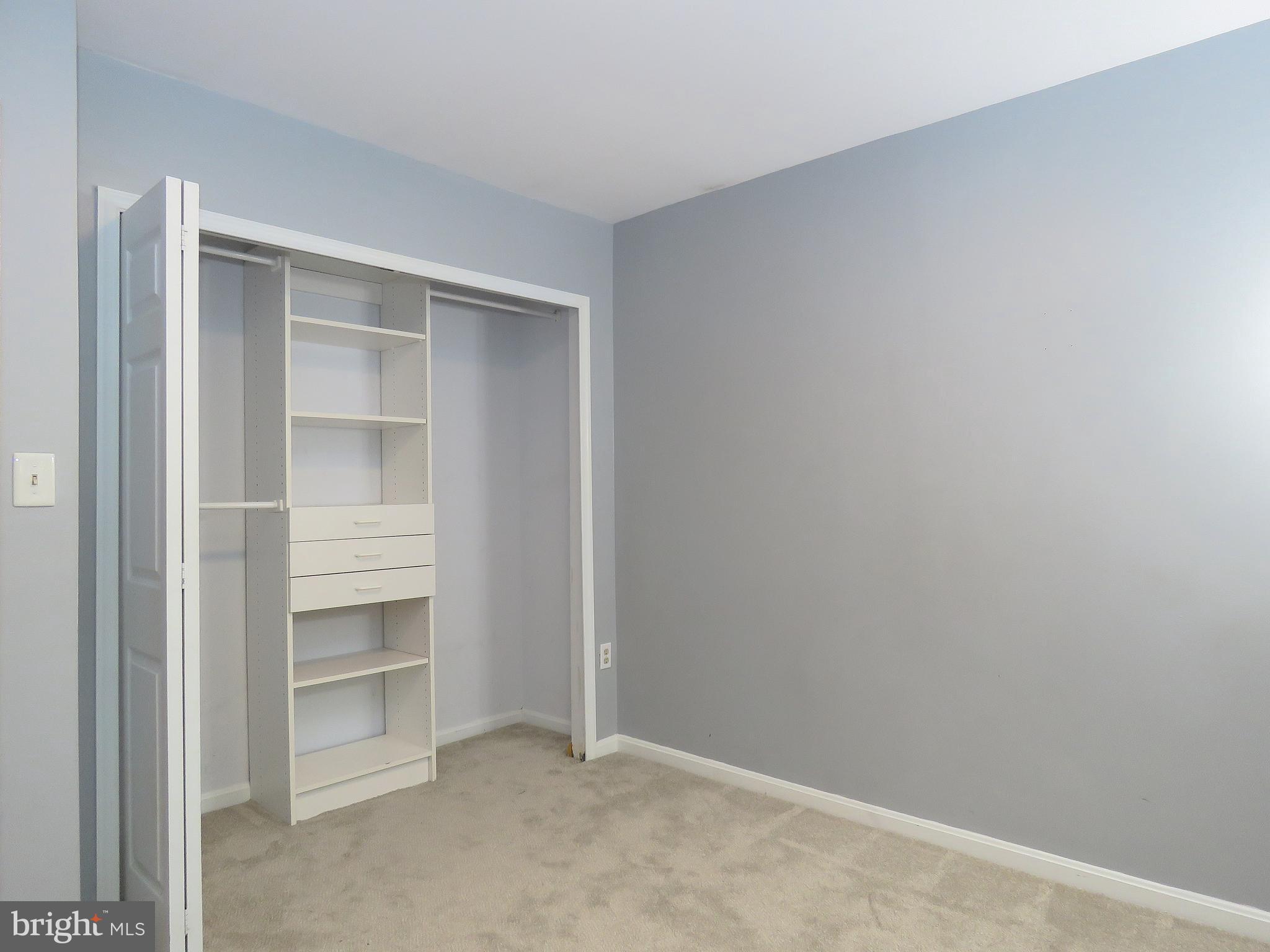 3013 HICKORY GROVE CT