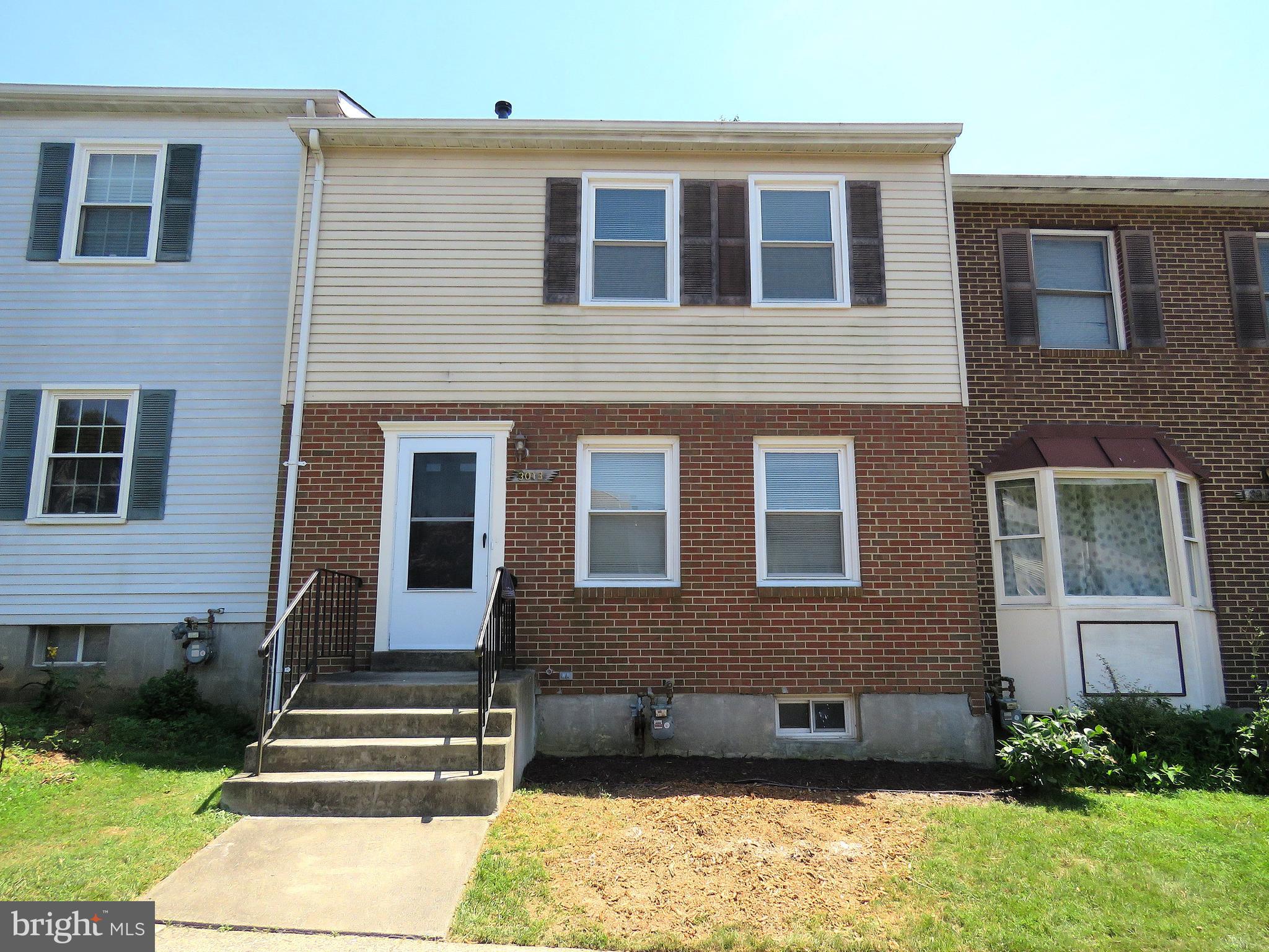 3013 HICKORY GROVE CT