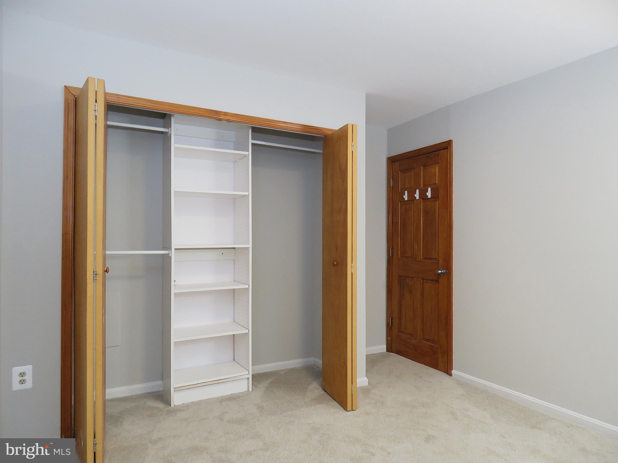 3013 HICKORY GROVE CT