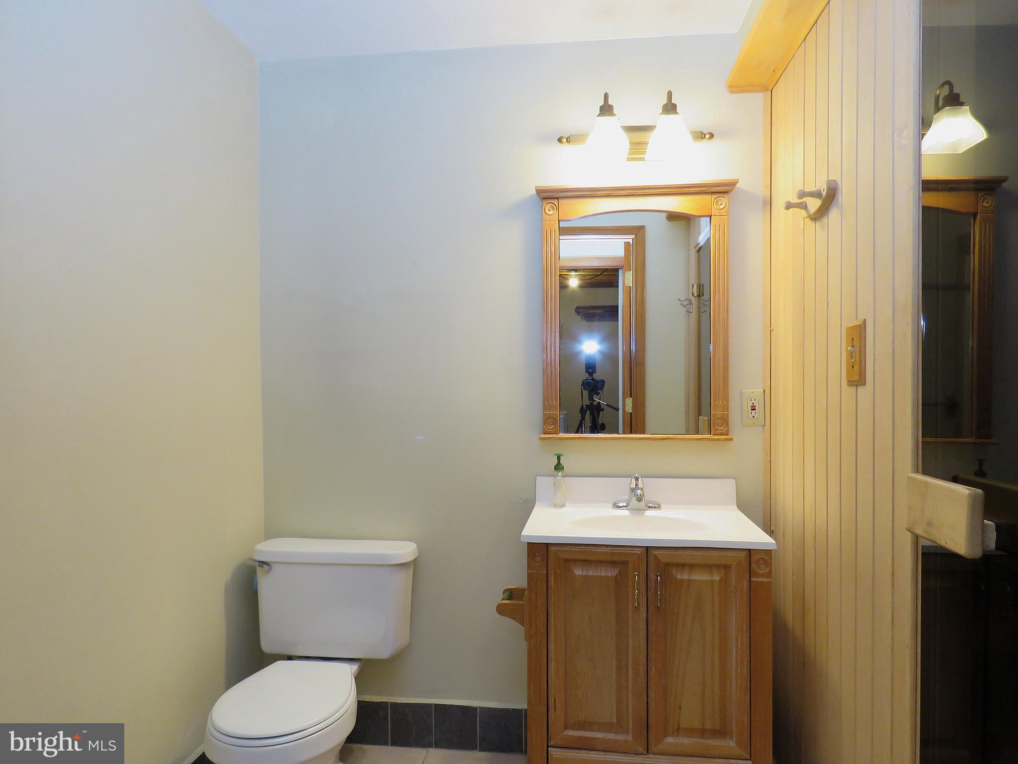 3013 HICKORY GROVE CT