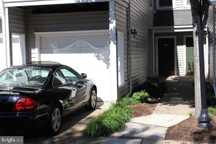 12858 FAIR BRIAR LN #12858