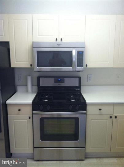 12858 FAIR BRIAR LN #12858