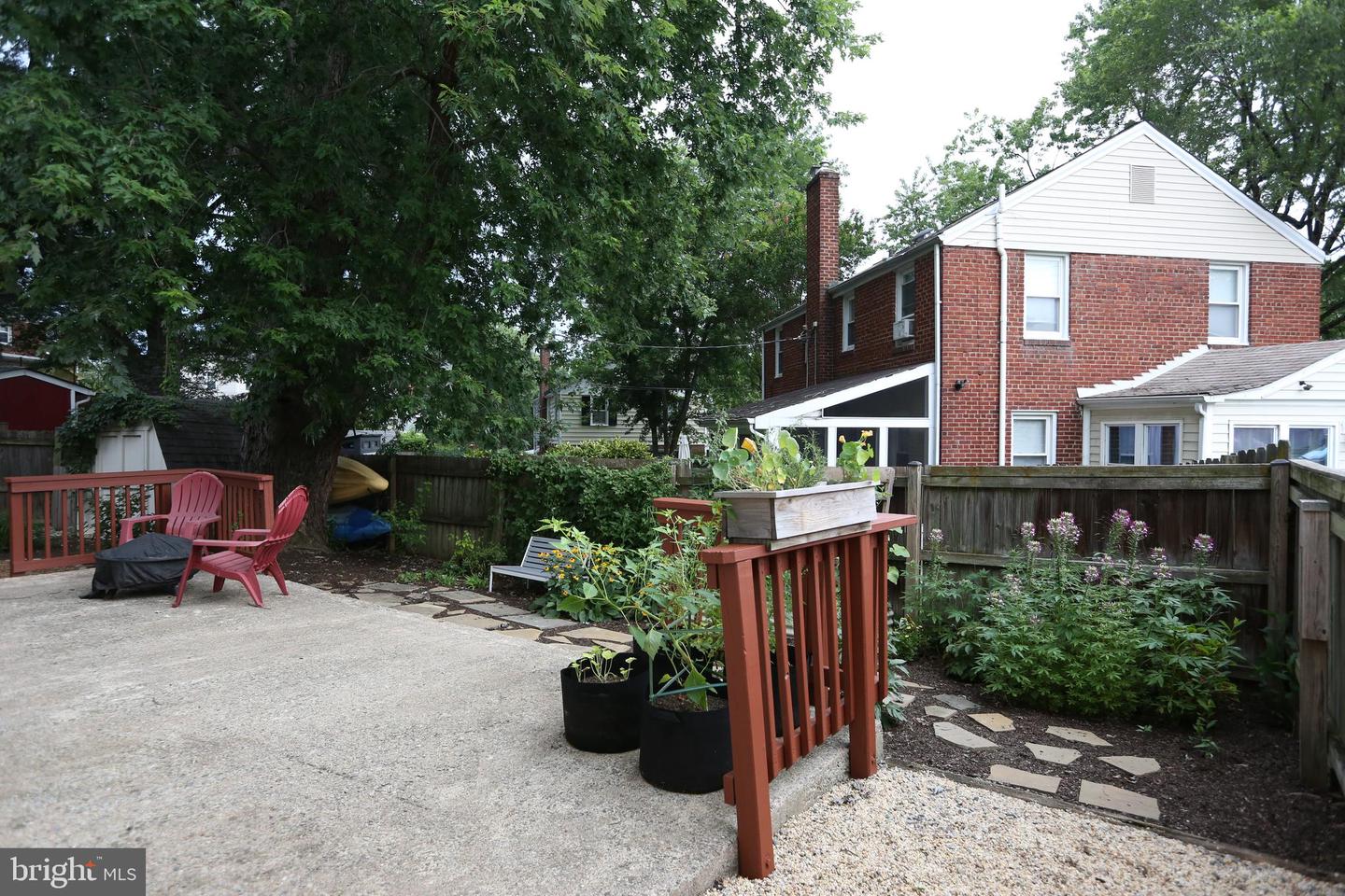 5862 Monticello Rd
