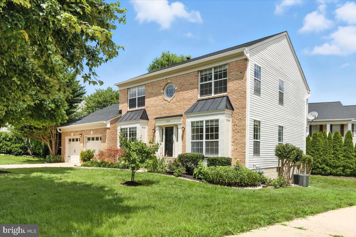1562 KINGSTREAM CIR