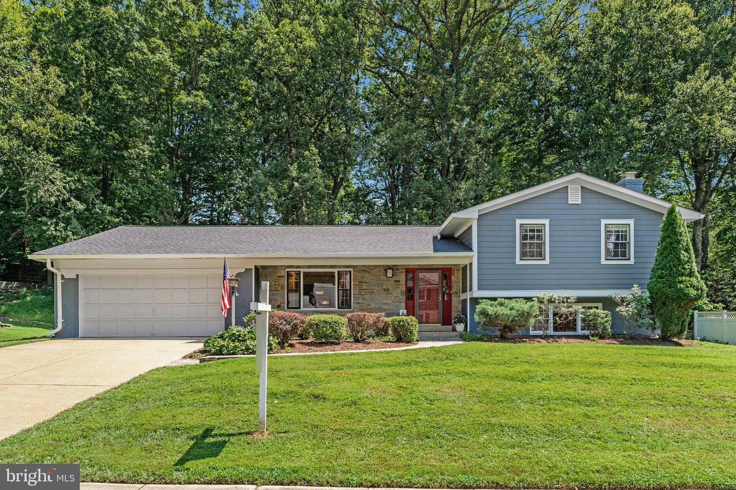 2613 East Meredith Dr