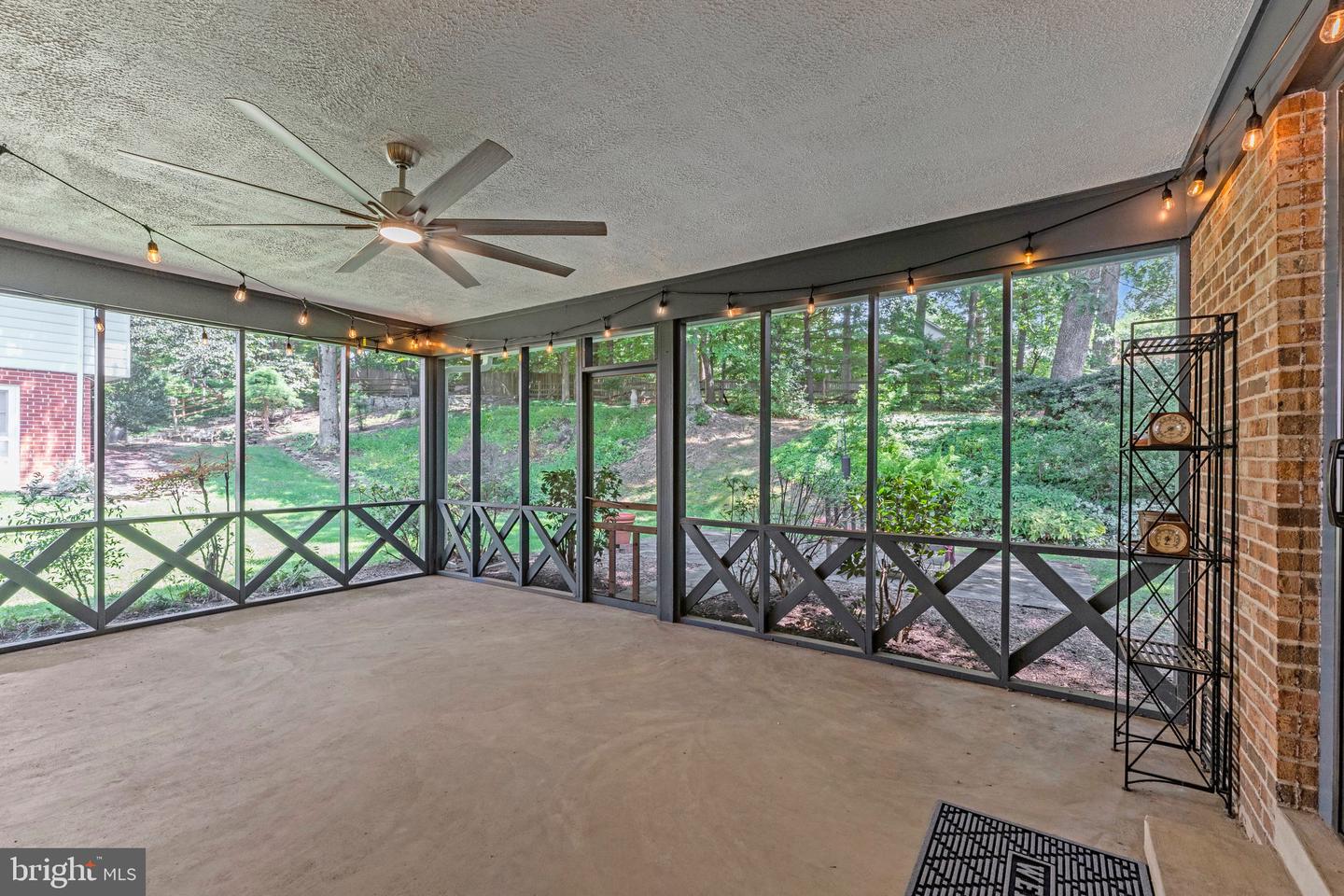 2613 East Meredith Dr