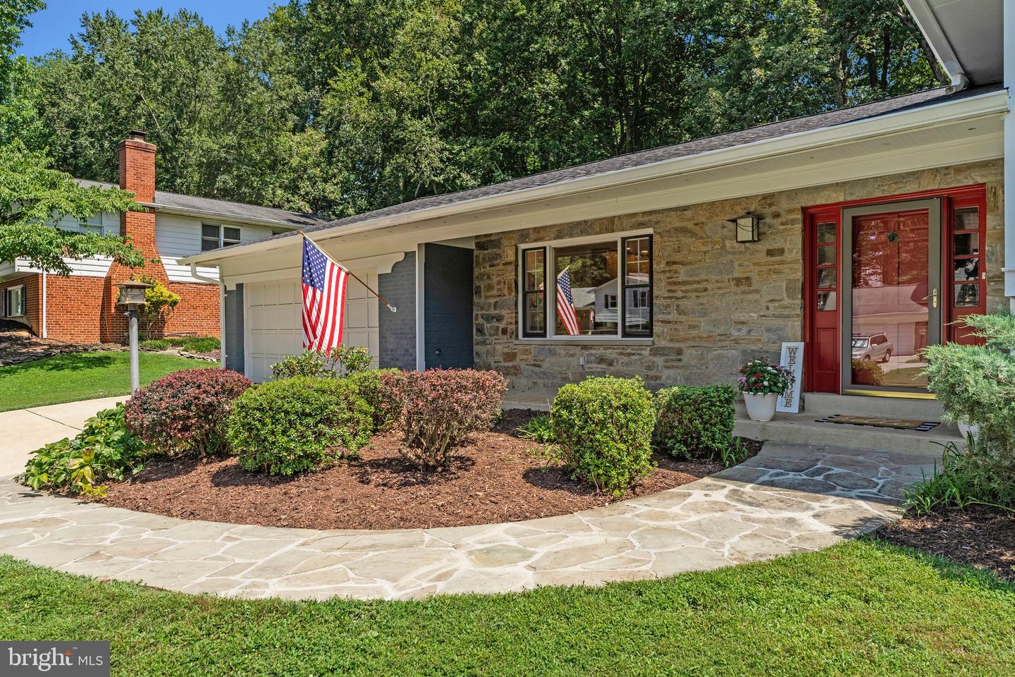 2613 East Meredith Dr