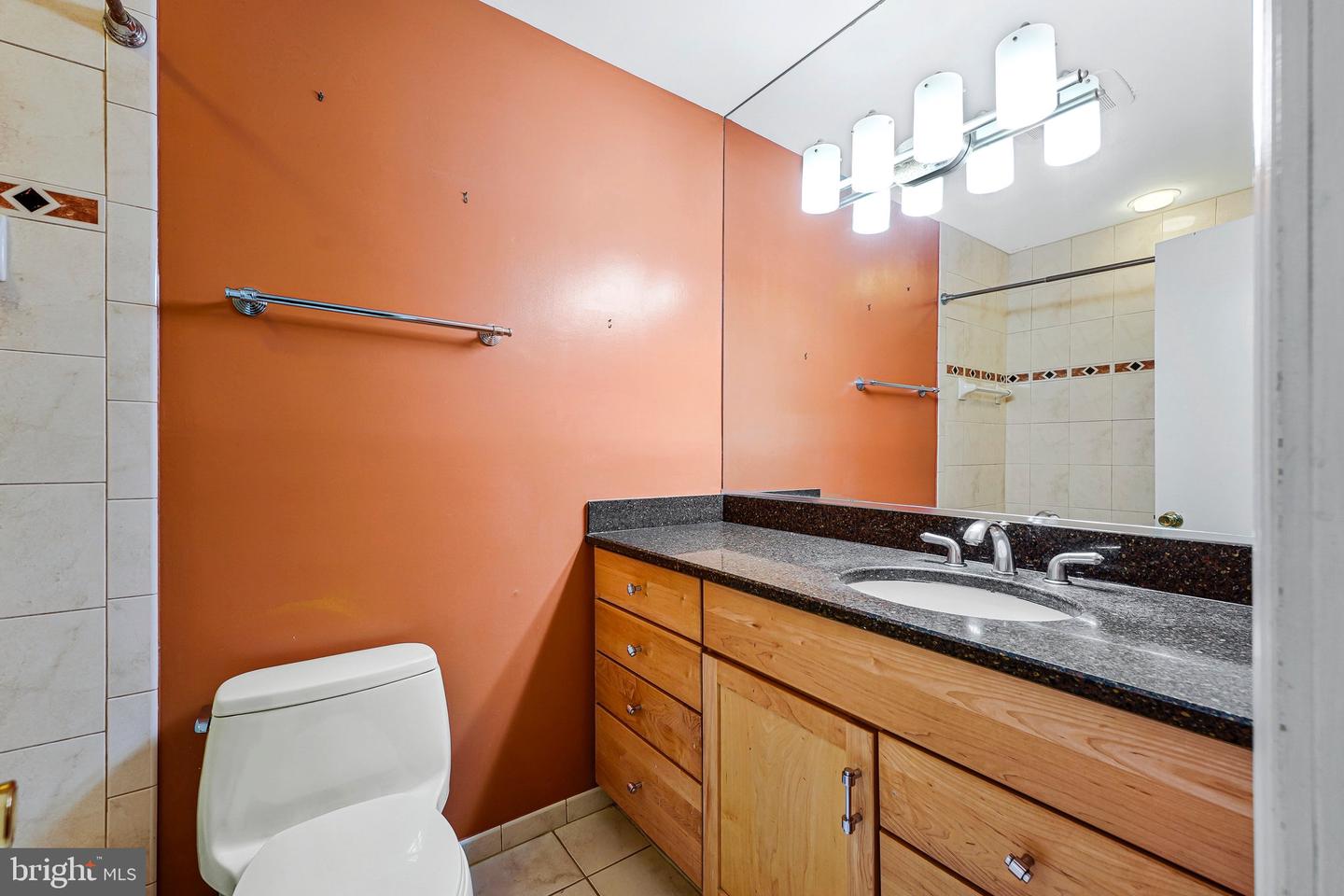 2613 East Meredith Dr