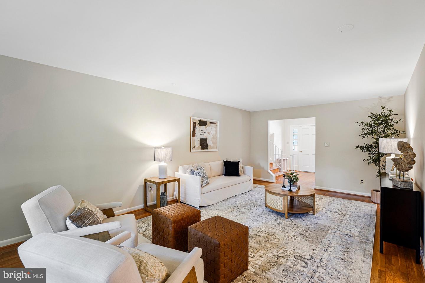 2613 East Meredith Dr