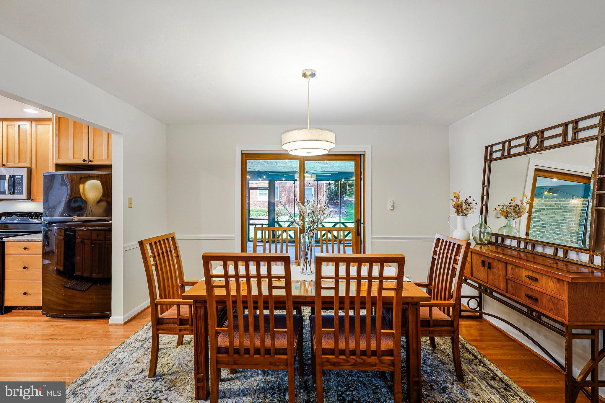 2613 East Meredith Dr