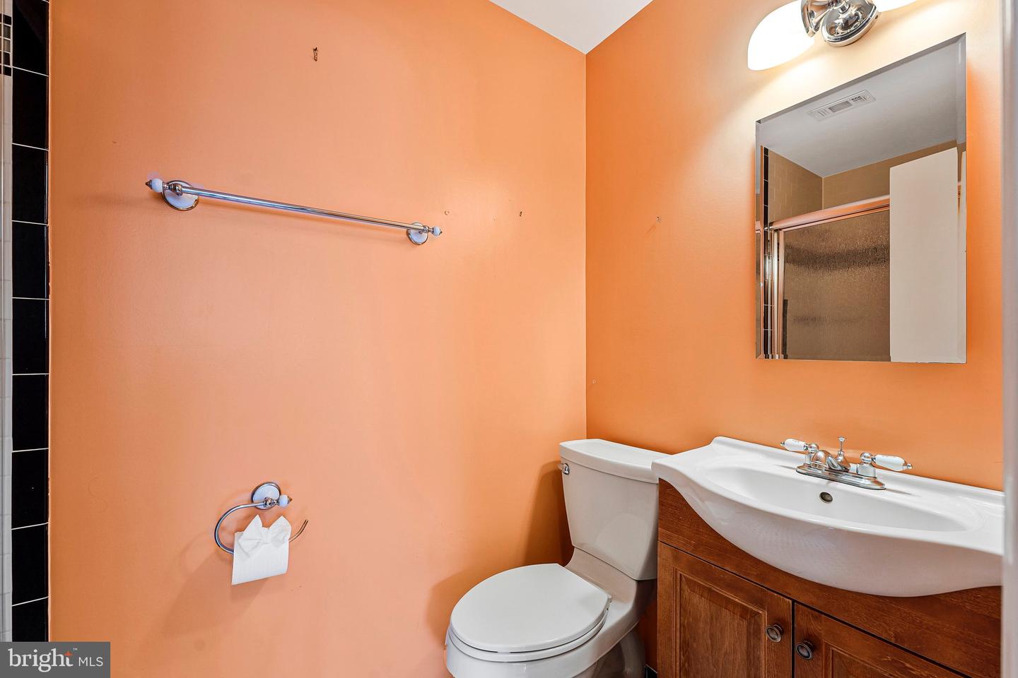 2613 East Meredith Dr