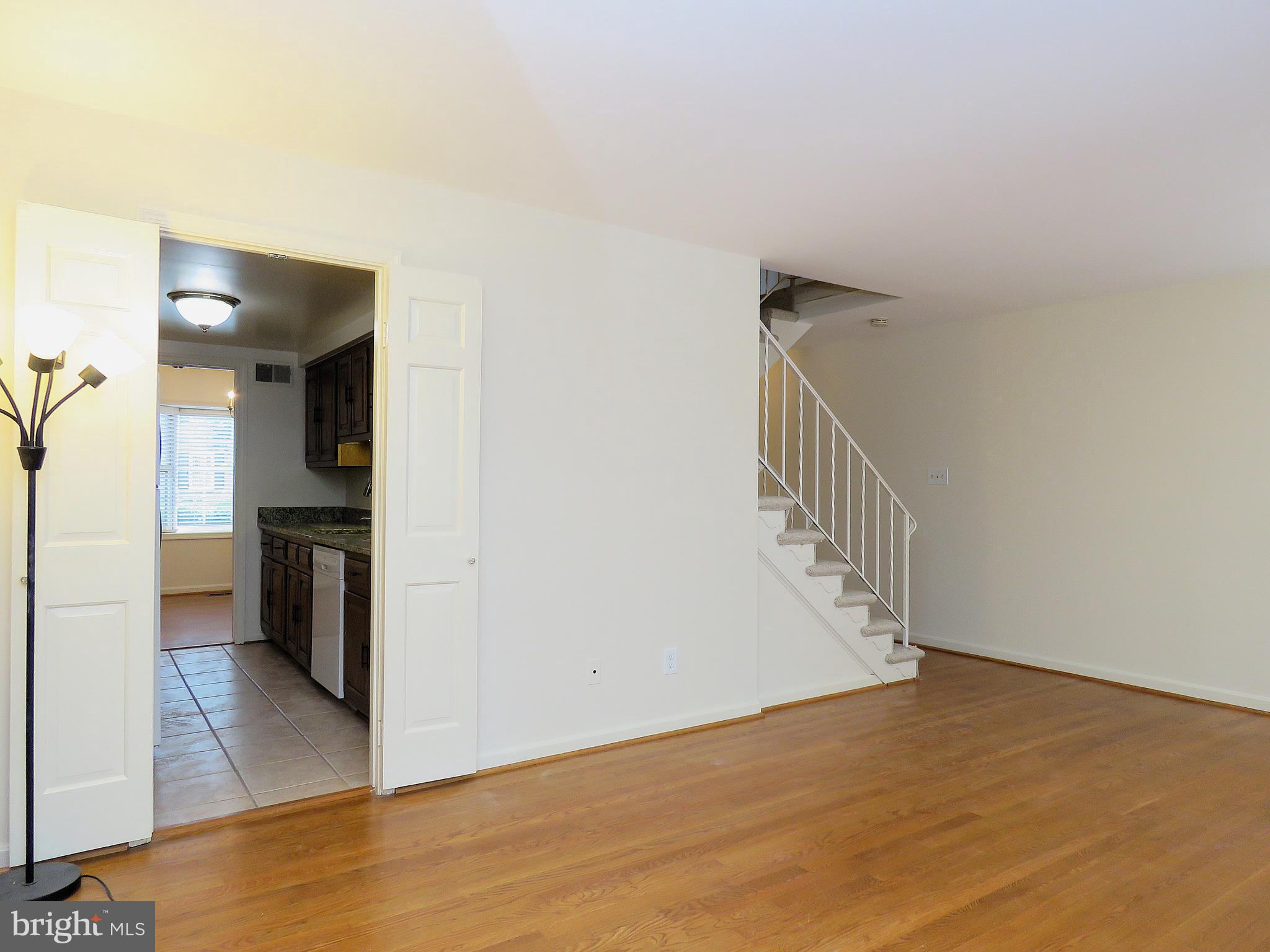 9226 BAILEY LN