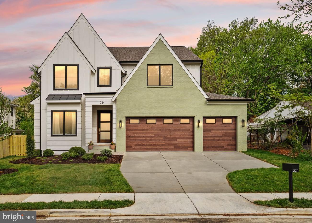 324 Tapawingo Rd SE