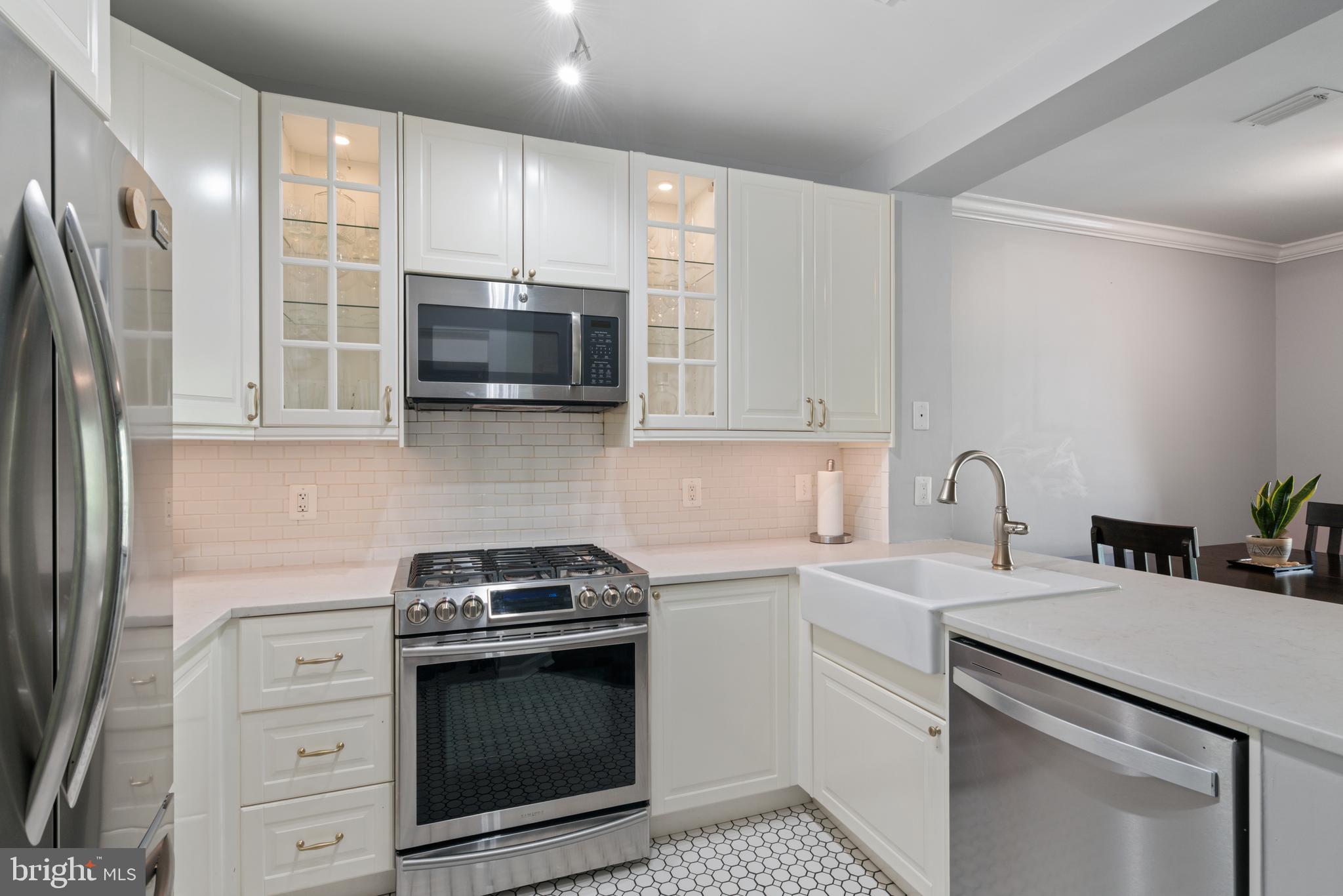 2201 Westcourt Ln #302