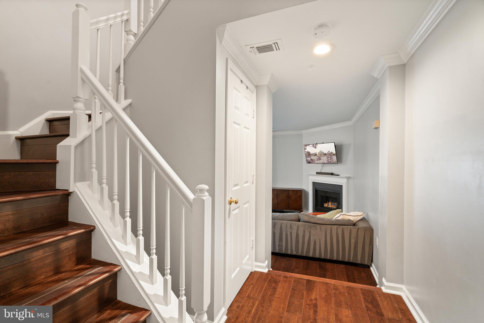 2201 Westcourt Ln #302